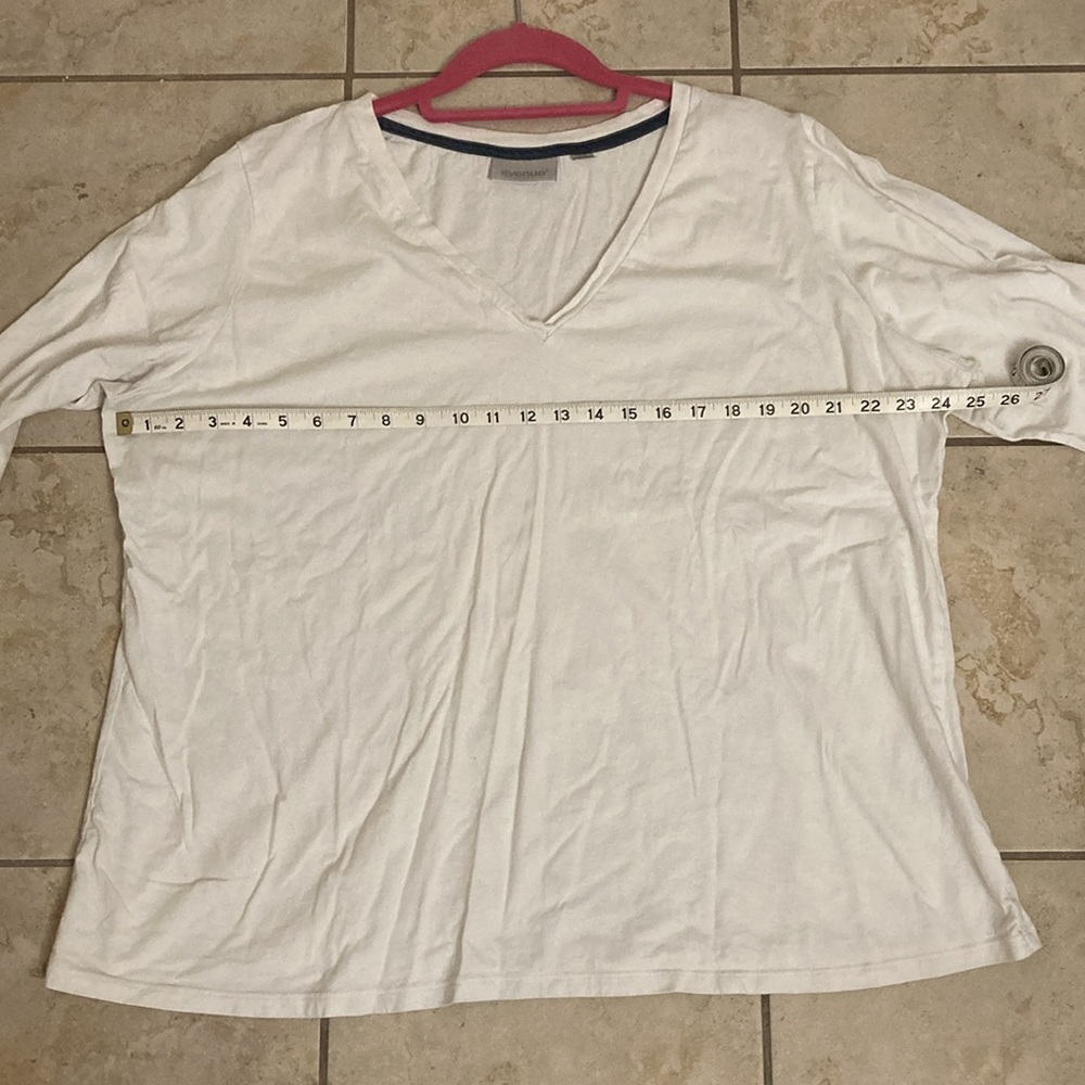 Avenue 3/4 Sleeve White T-Shirt Top - Picture 7 of 8